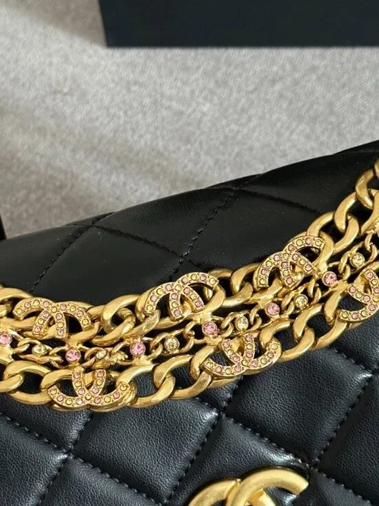 Luxury Black Aged Calfskin 2.55 Mini Reissue Crystal CC Embellished Chain GHW - Picture 8 of 9